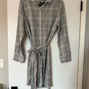 NWT Banana Republic Light Gray Plaid Wrap Shirt Dress
